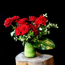 Load image into Gallery viewer, Valentine's day Roses