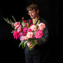 Load image into Gallery viewer, Erskineville flowers bouquet
